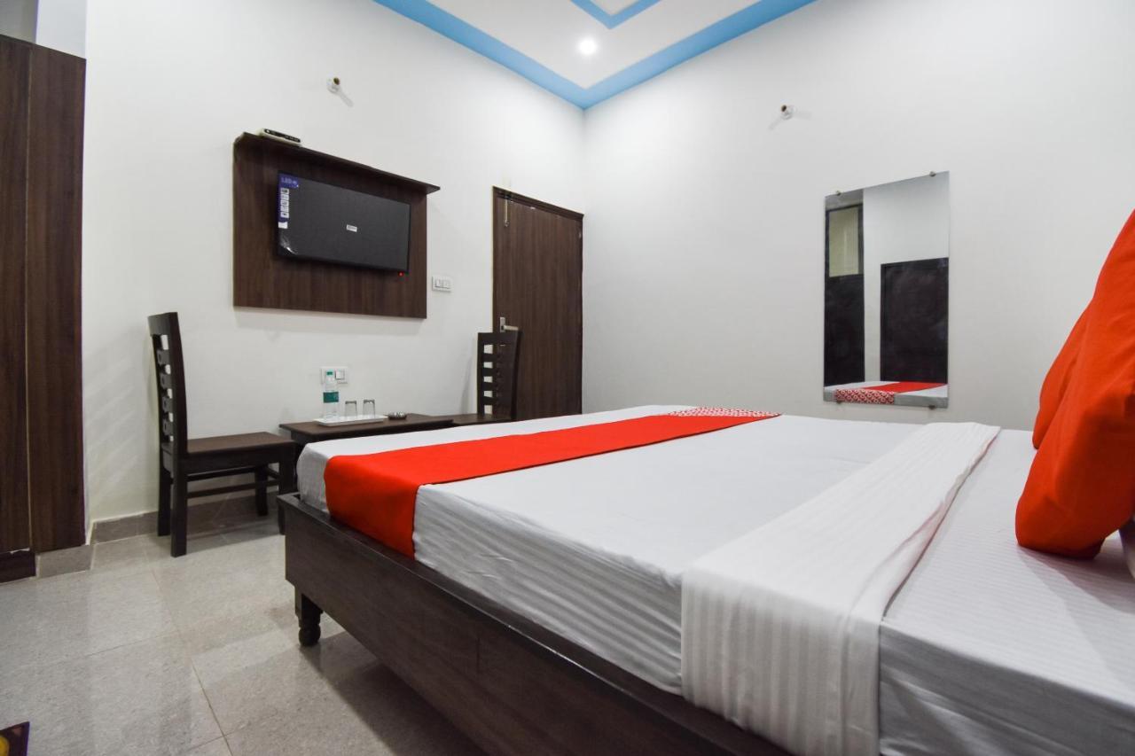 Hotel O Chandigarh Inn エクステリア 写真
