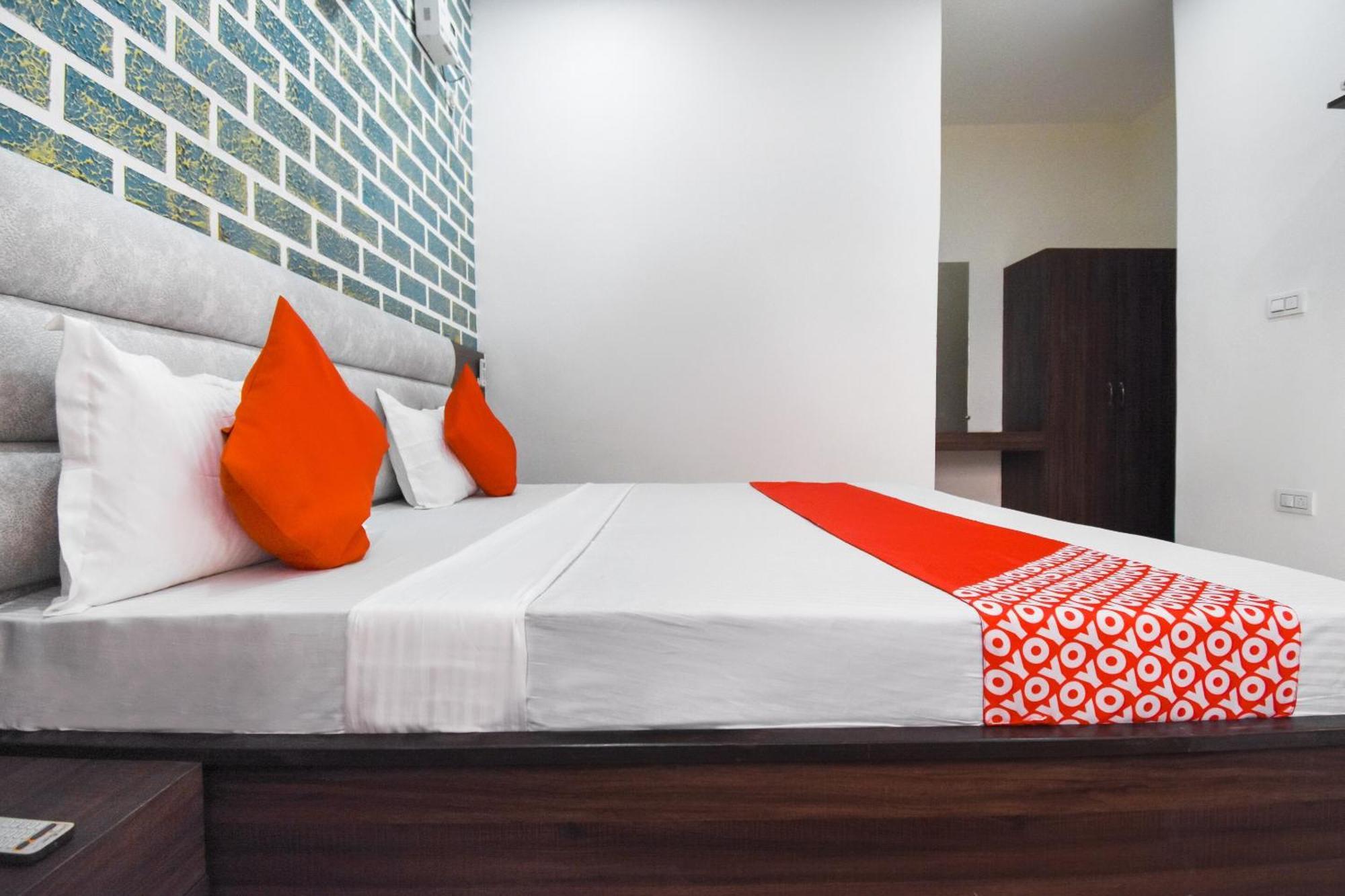 Hotel O Chandigarh Inn エクステリア 写真