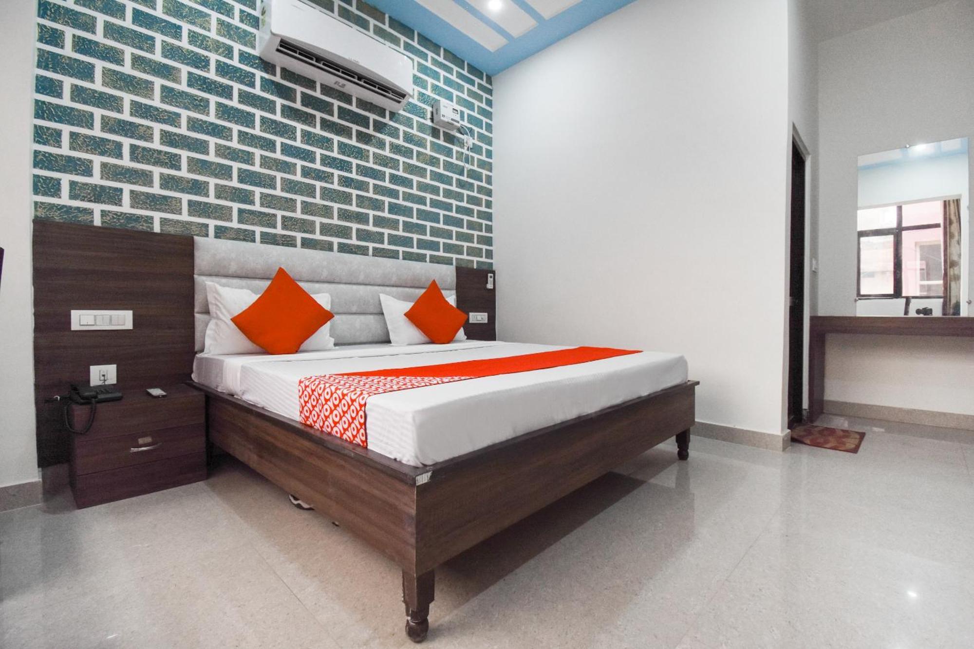 Hotel O Chandigarh Inn エクステリア 写真