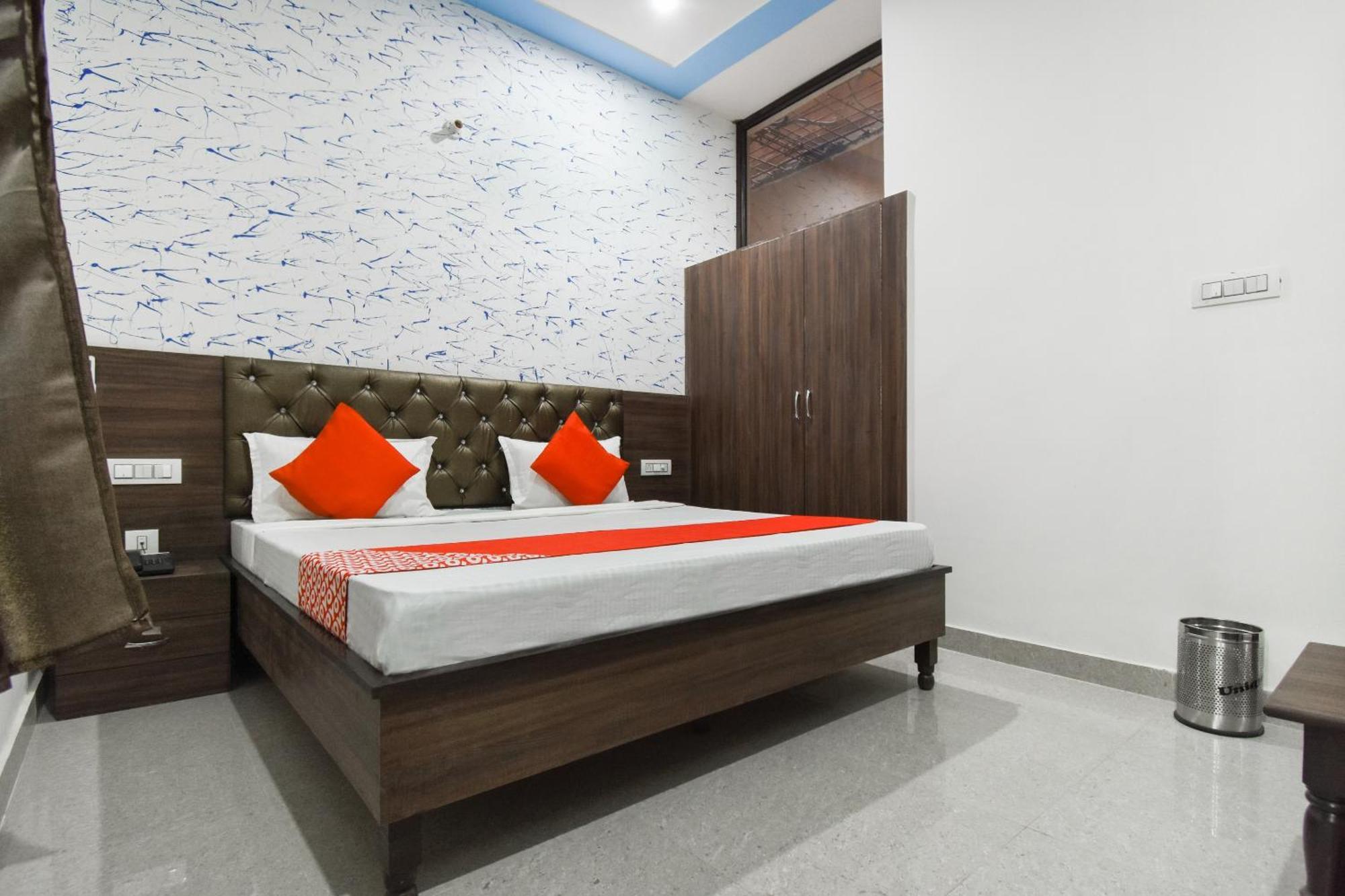 Hotel O Chandigarh Inn エクステリア 写真