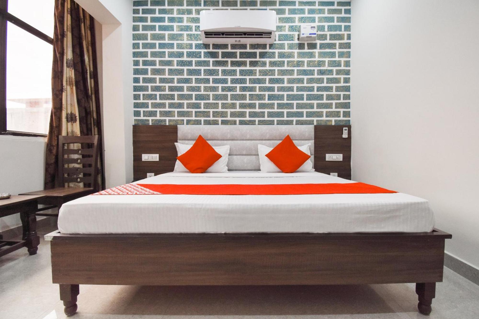 Hotel O Chandigarh Inn エクステリア 写真